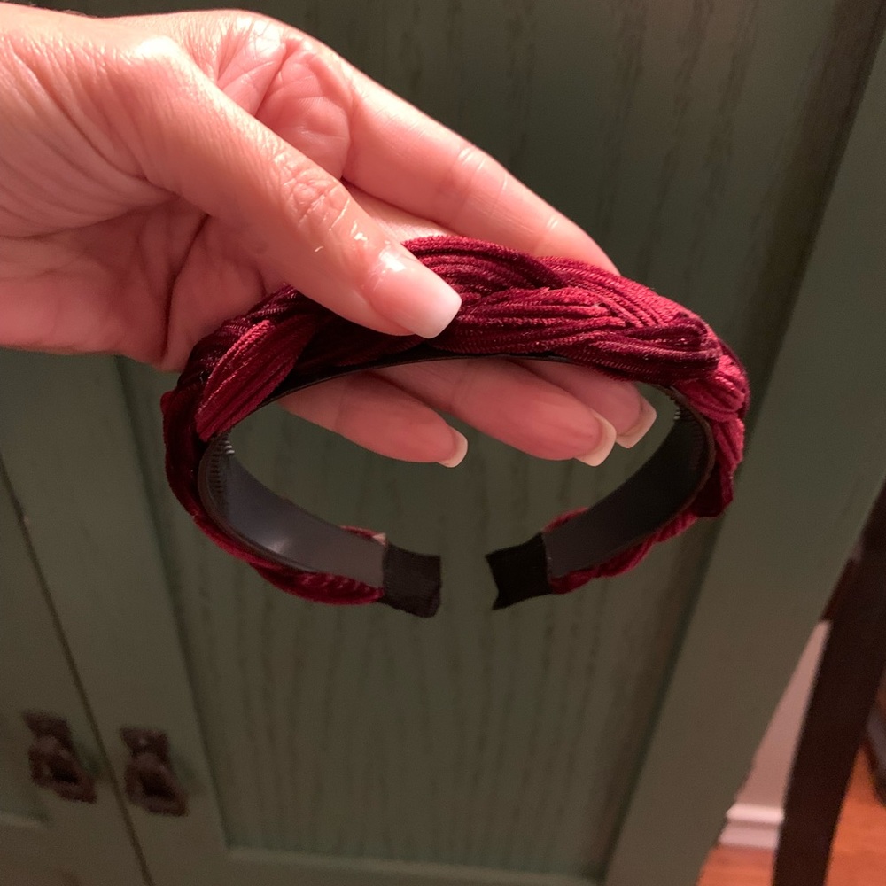 Maroon headband